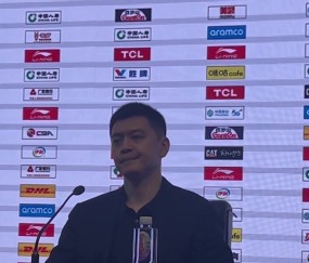 杨鸣：向支持球队的球迷表达感谢 感谢他们的不离不弃