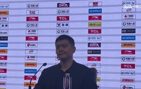 杨鸣：向支持球队的球迷表达感谢 感谢他们的不离不弃